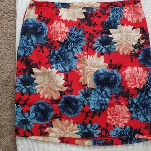 Floral lined skirt